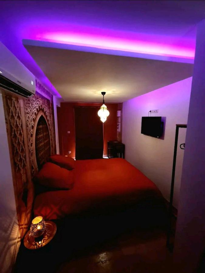 Suite Jaccuzzi En Camargue Port-Saint-Louis-du-Rhône Extérieur photo